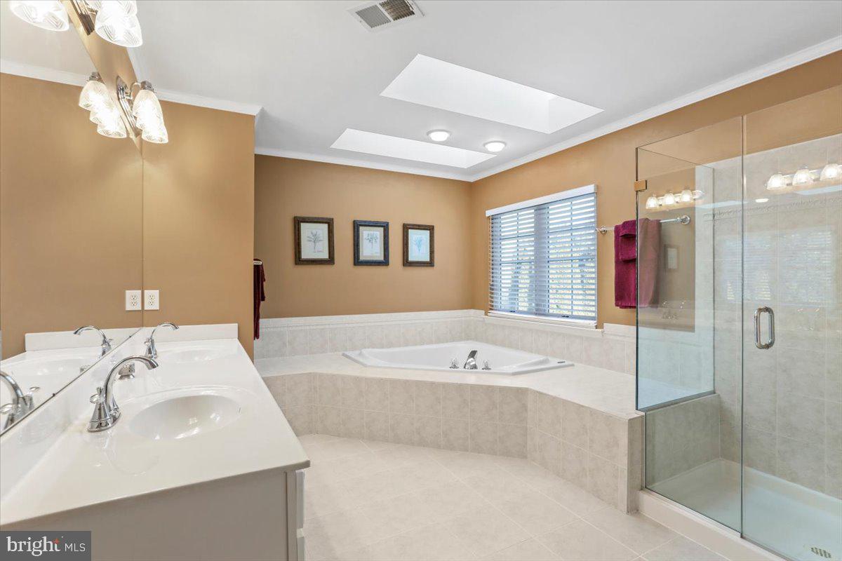 VILLAGES OF URBANA - Residential