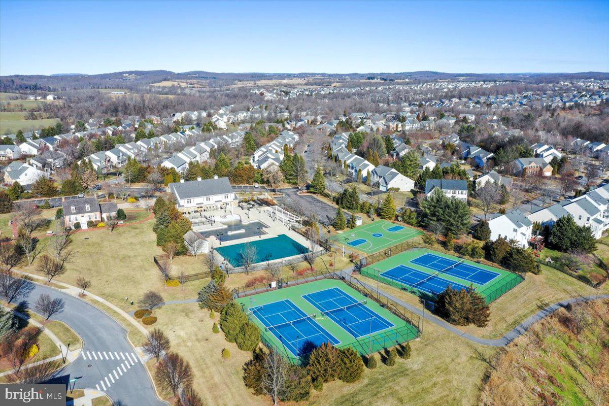 VILLAGES OF URBANA - Residential