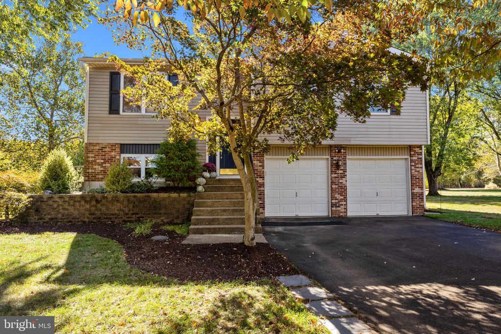 Photo of 80 Hershey Court, NEWTOWN, PA 18940 (MLS # PABU2107888)