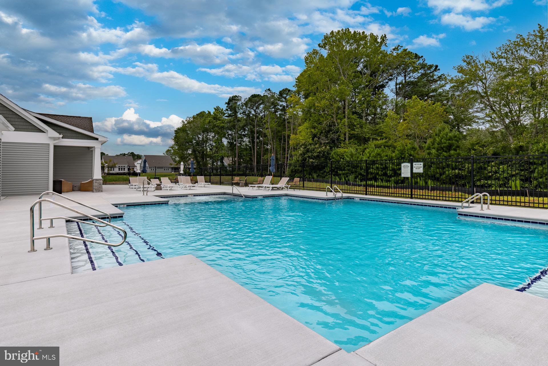 SANDPIPER COVE - Residential