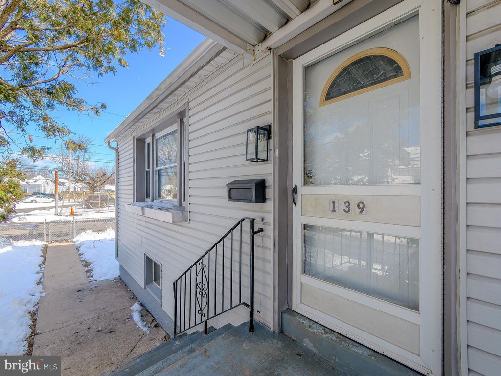 Photo of 139 Talbot Avenue, HOLMES, PA 19043 (MLS # PADE2108598)