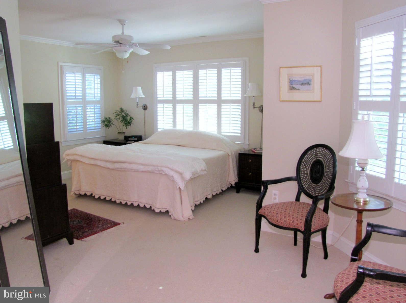 MEMORIAL DRIVE - Residential