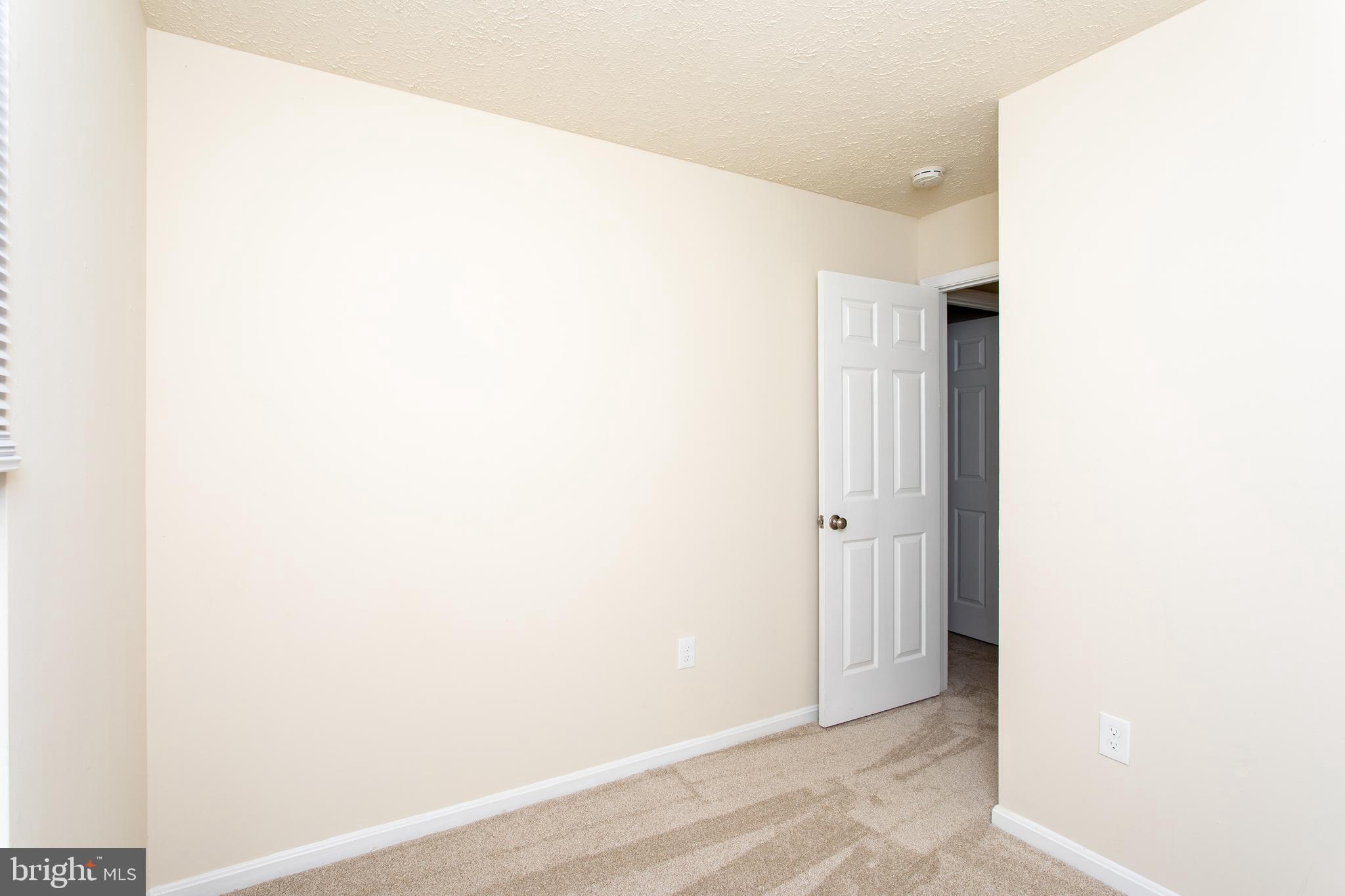 RIVERSIDE RUN IND HEAD - Residential