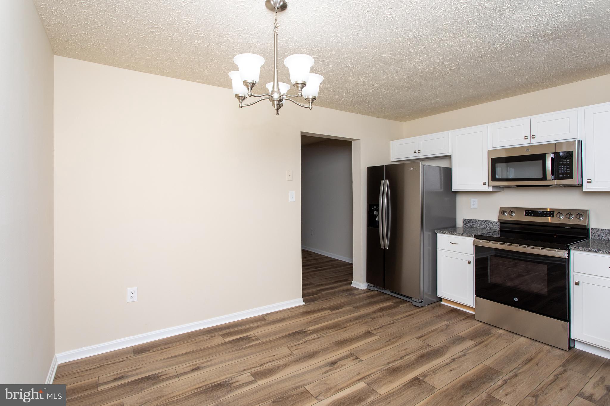 RIVERSIDE RUN IND HEAD - Residential