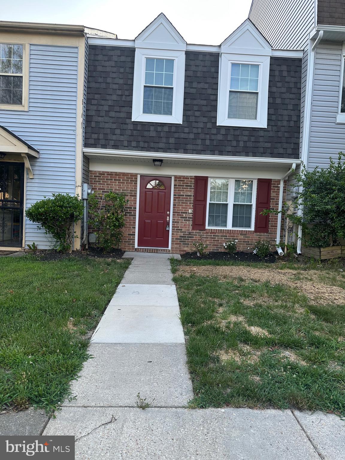 RIVERSIDE RUN IND HEAD - Residential