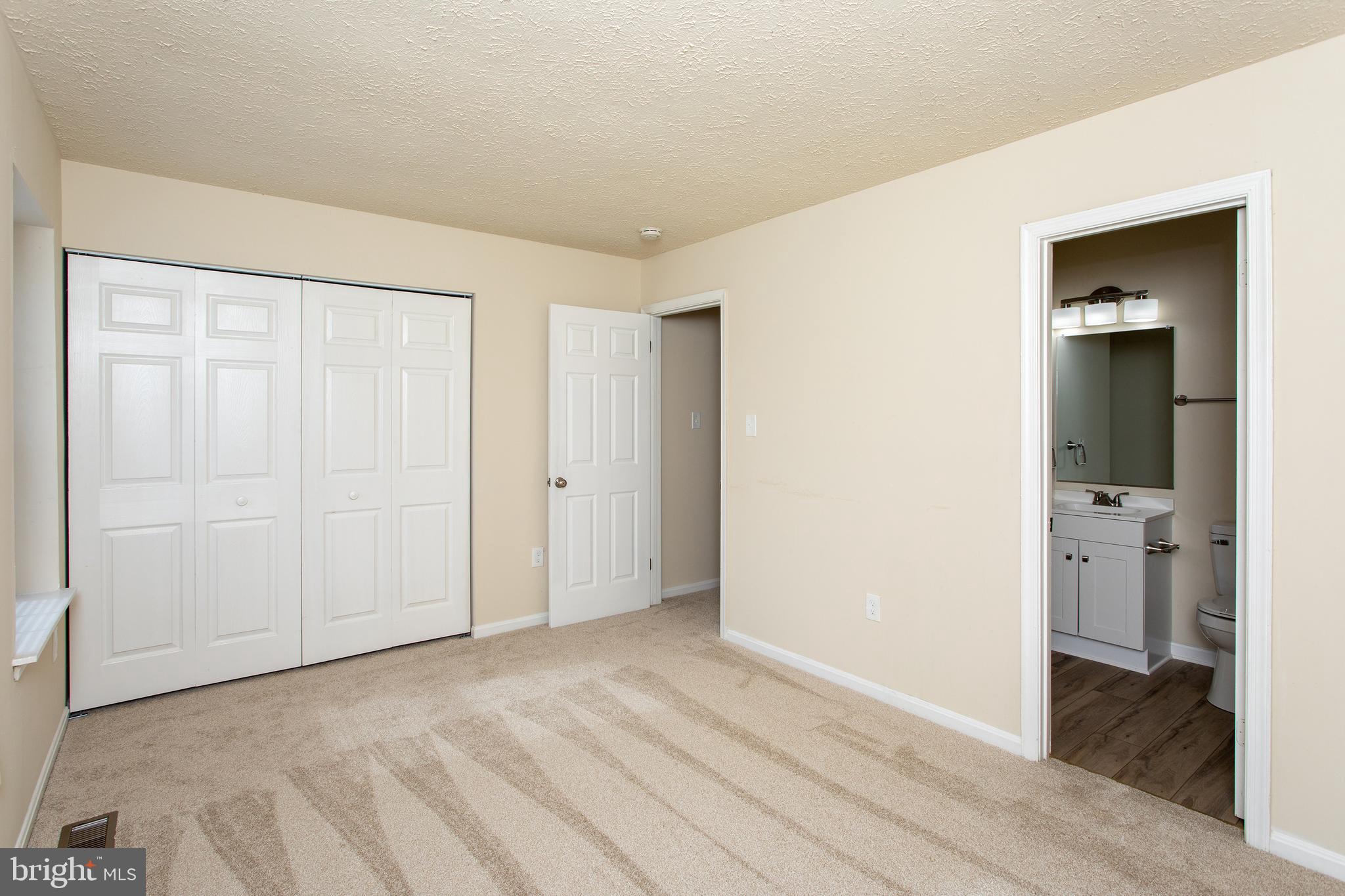 RIVERSIDE RUN IND HEAD - Residential