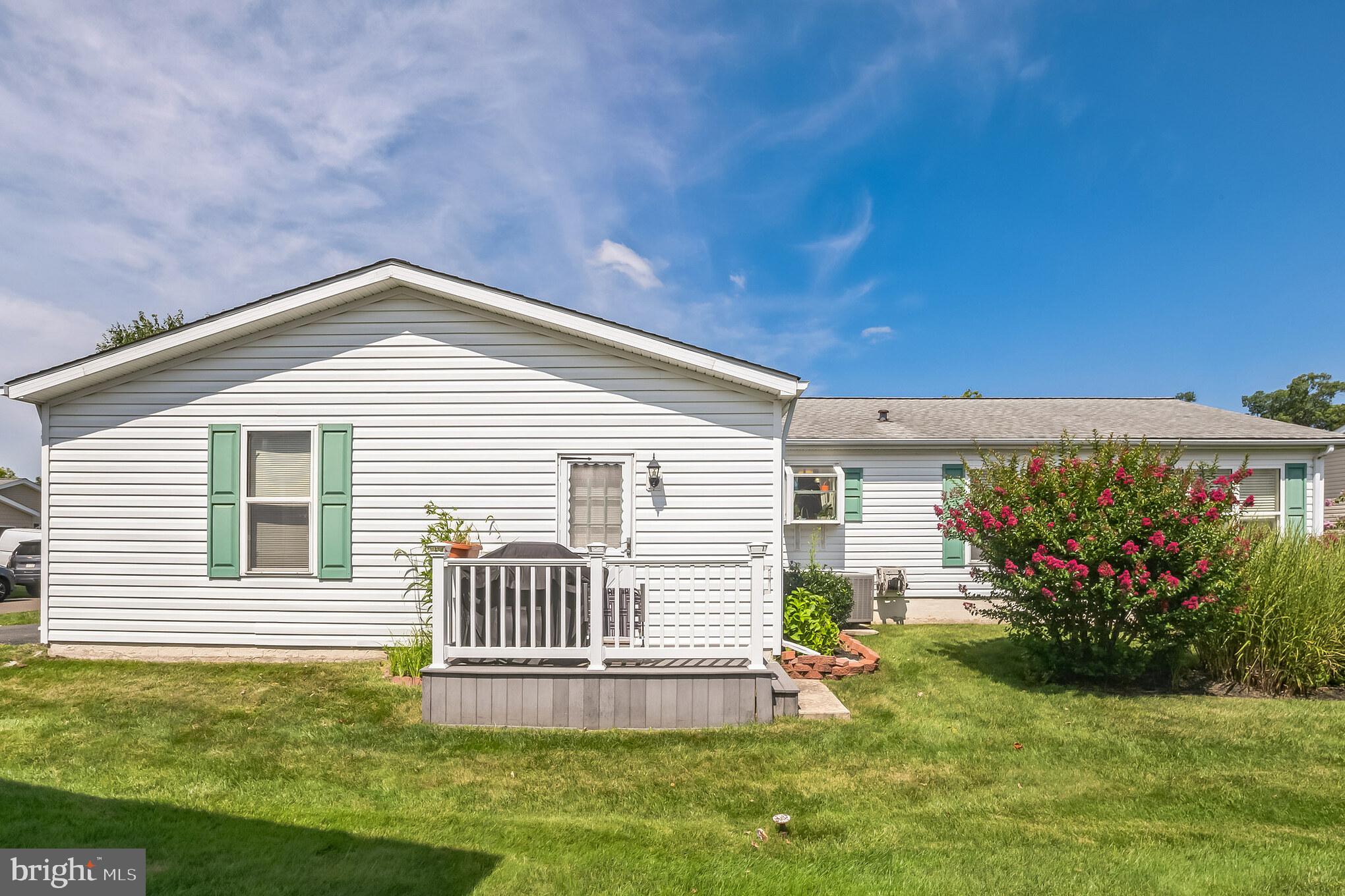 BUCKINGHAM SPRINGS - Residential