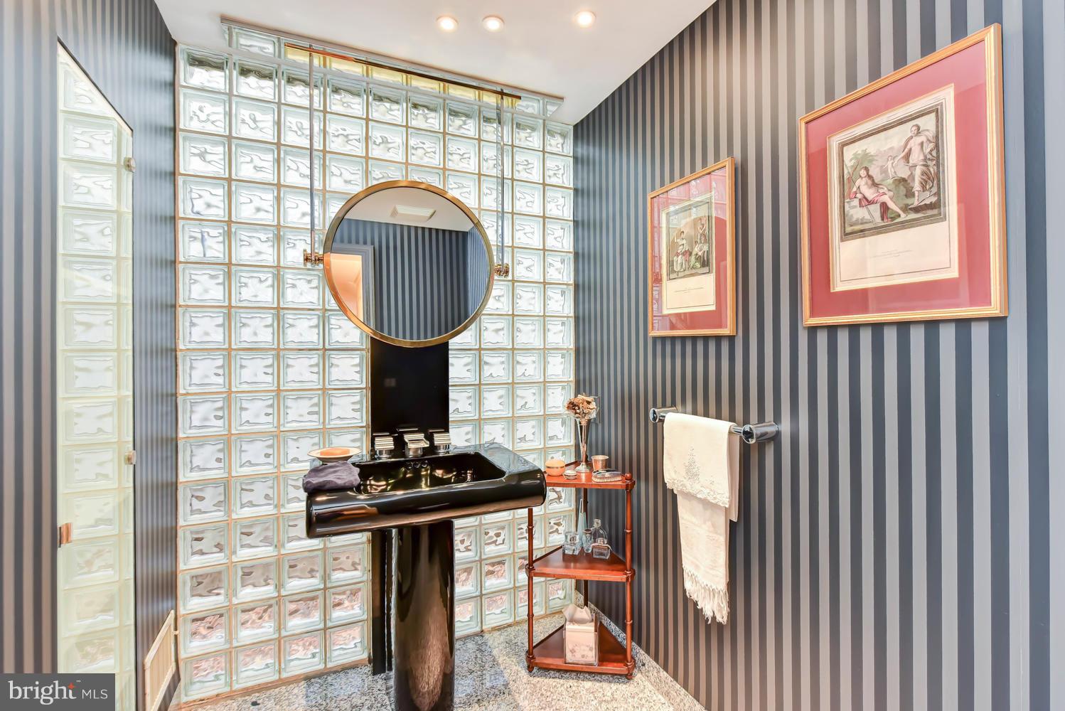 OVERLOOK AT LEISURE WORLD - Residential