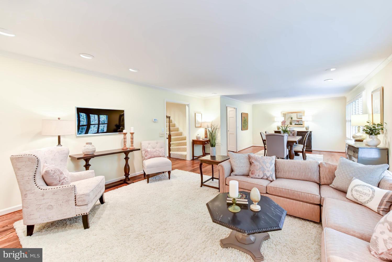 OVERLOOK AT LEISURE WORLD - Residential