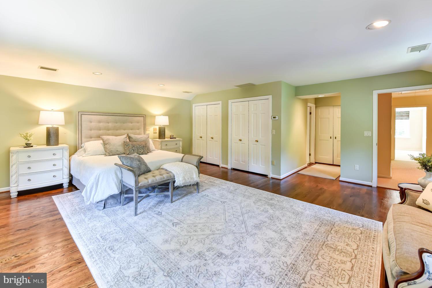 OVERLOOK AT LEISURE WORLD - Residential