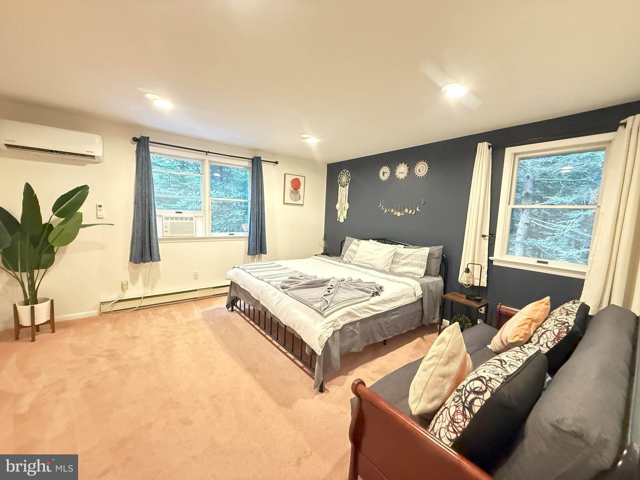 POCONO FARMS - Residential