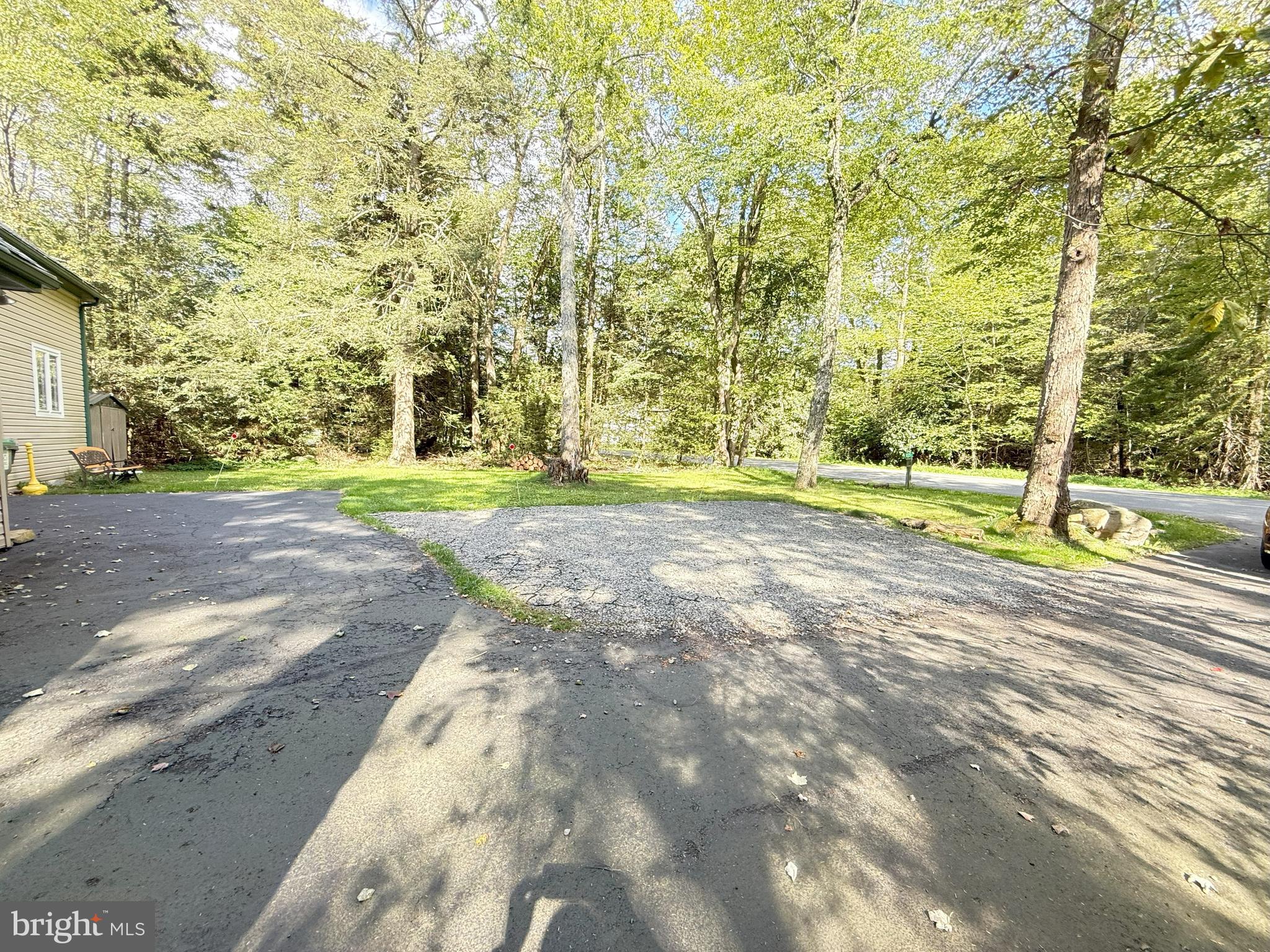 POCONO FARMS - Residential