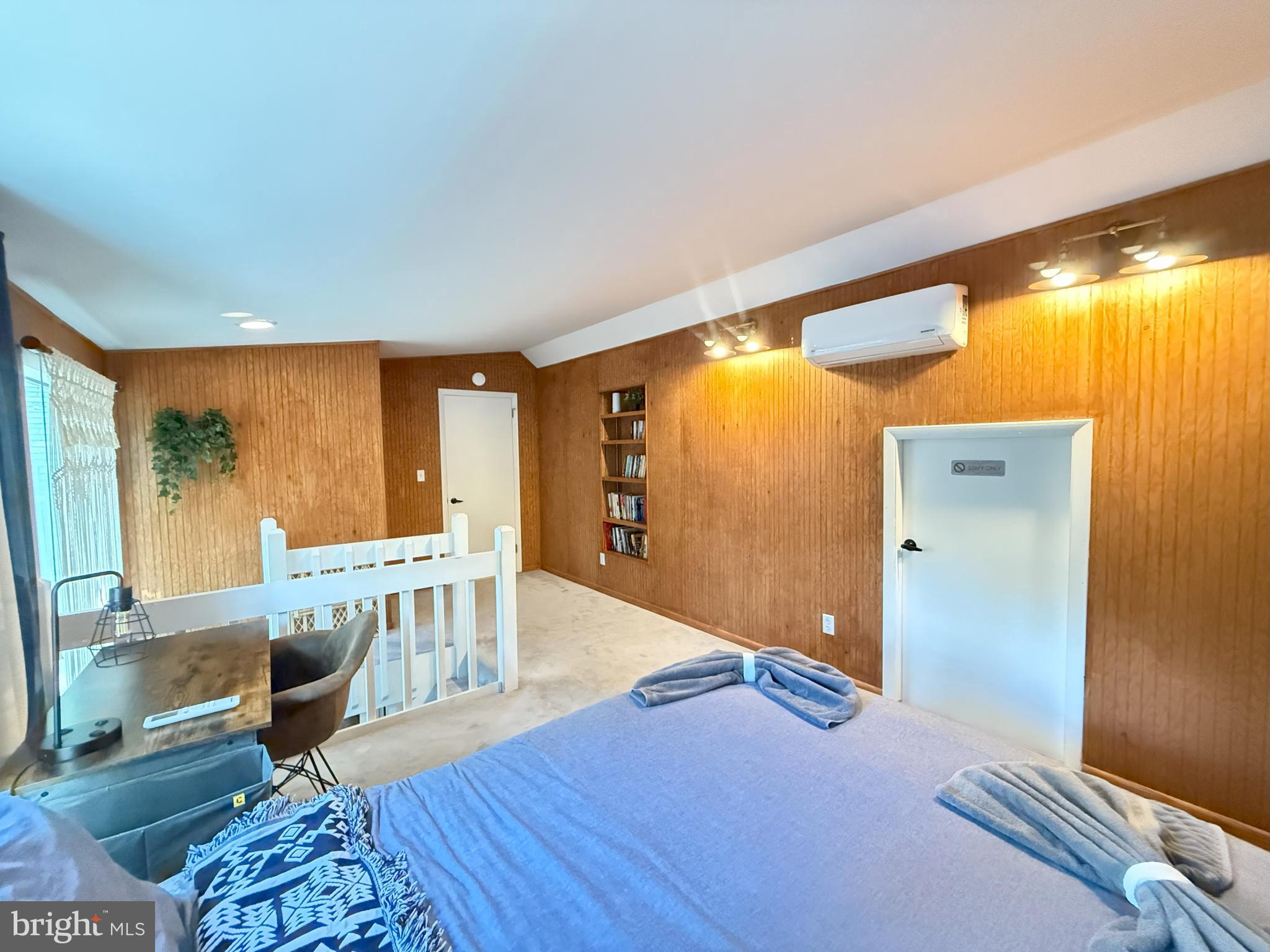 POCONO FARMS - Residential