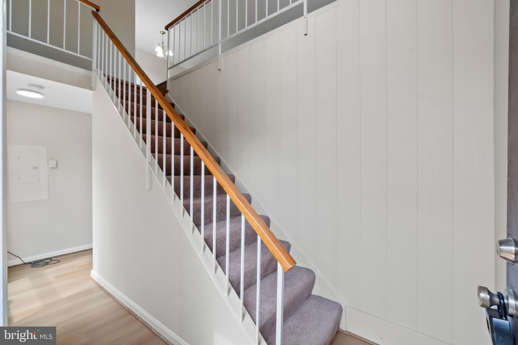 WOODSIDE SQUARE - Residential