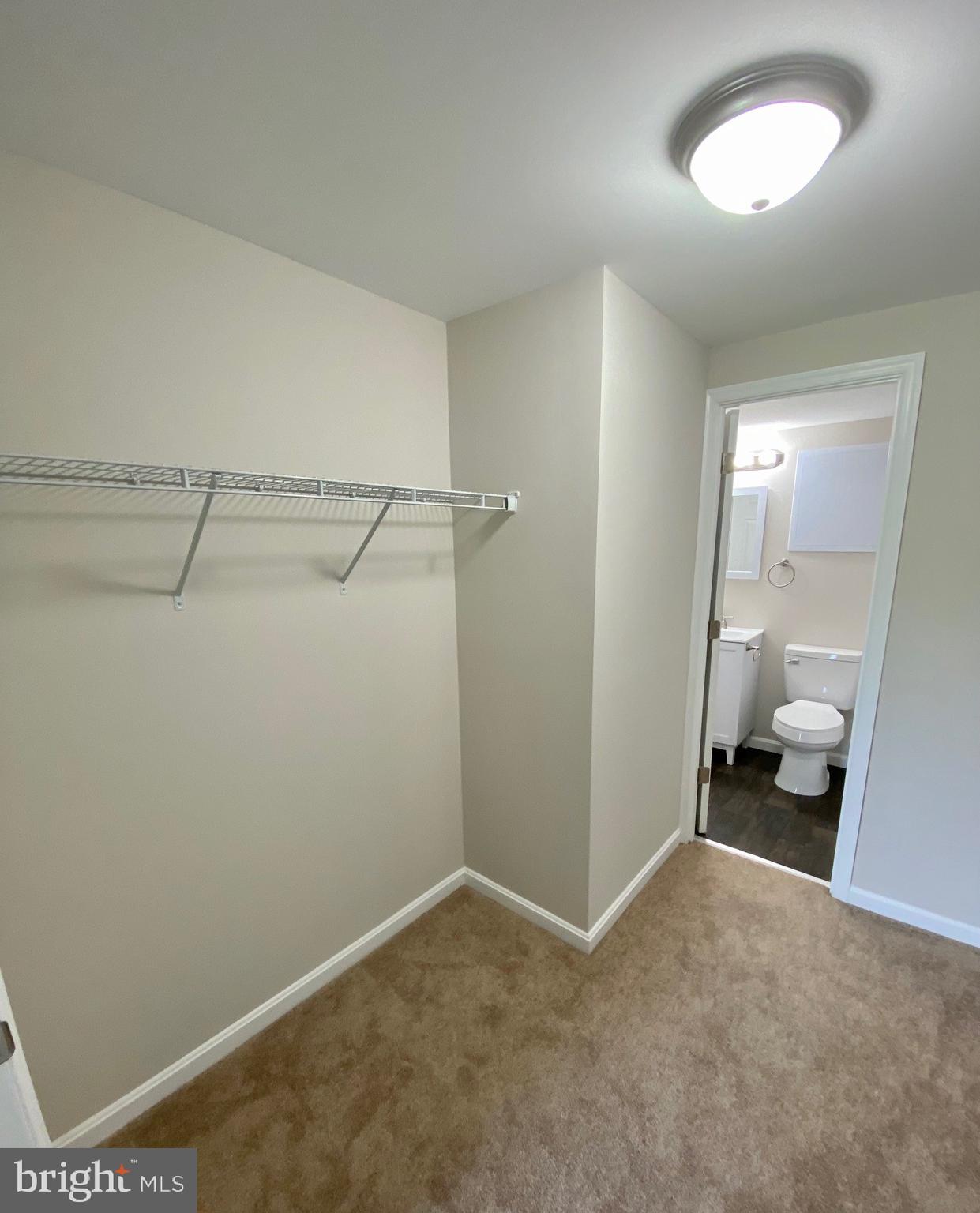 WOODSIDE SQUARE - Residential