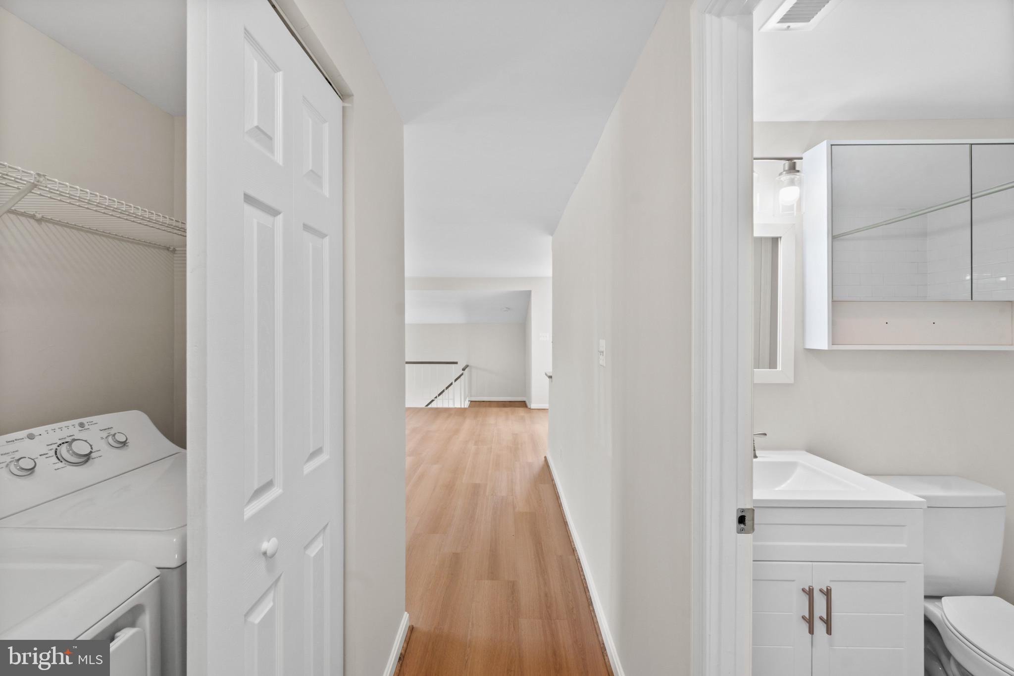 WOODSIDE SQUARE - Residential