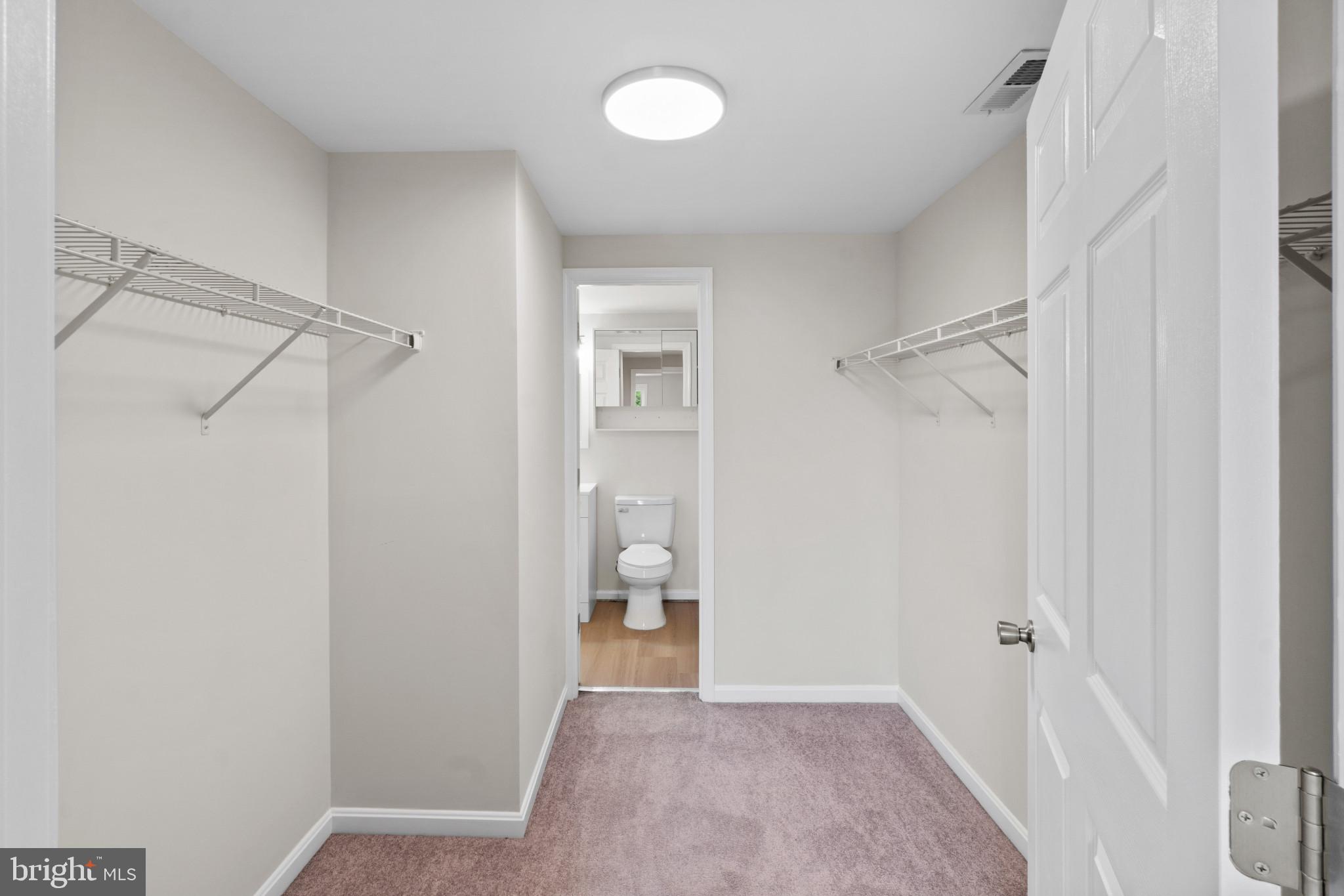 WOODSIDE SQUARE - Residential