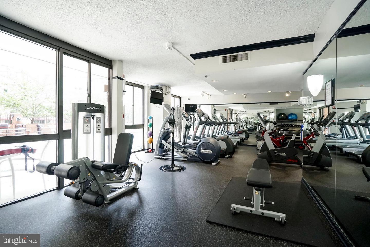 BALLSTON - Residential Lease