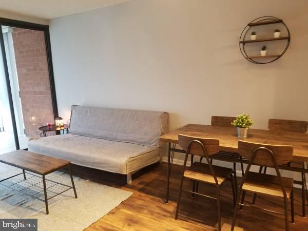 1001 N RANDOLPH STREET 213