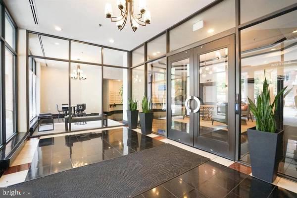 BALLSTON - Residential Lease