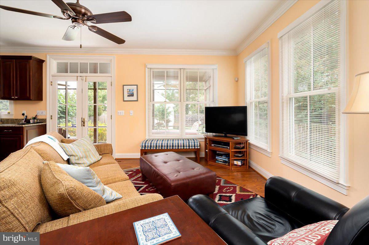 EASTPORT - Residential