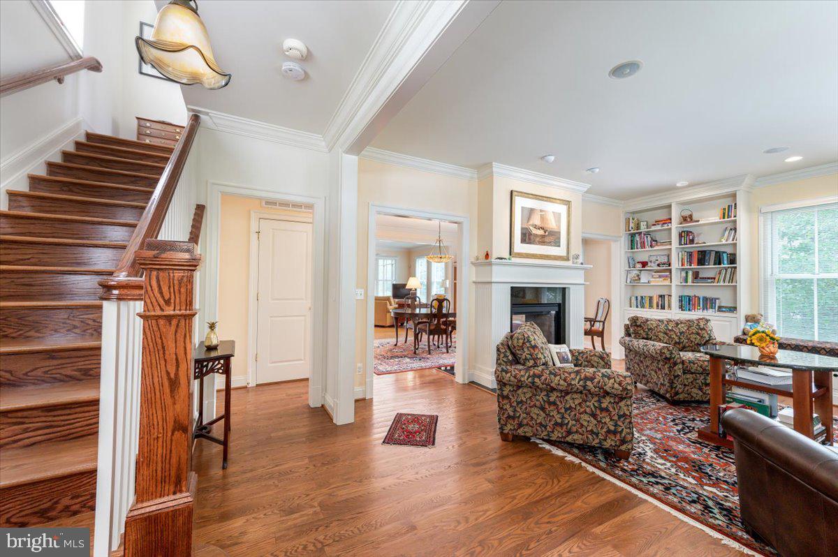 EASTPORT - Residential