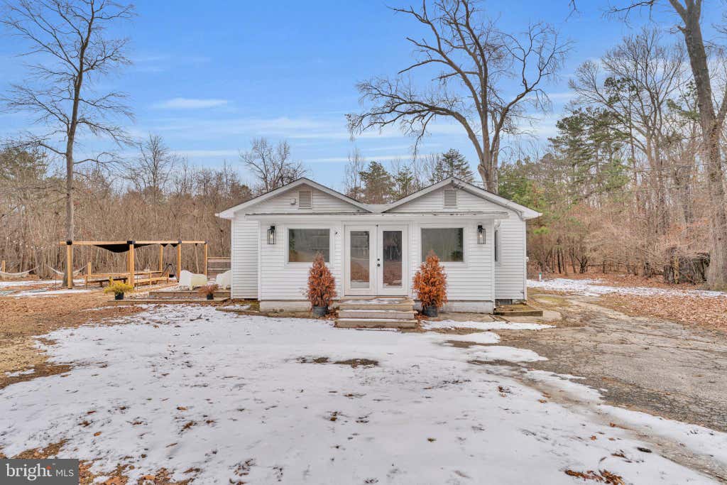 Photo of 572 Zoe Road, SICKLERVILLE, NJ 08081 (MLS # NJCD2110568)