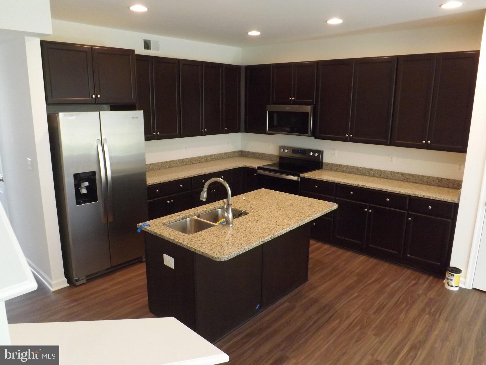 MCCAULEY CROSSING - Residential Lease