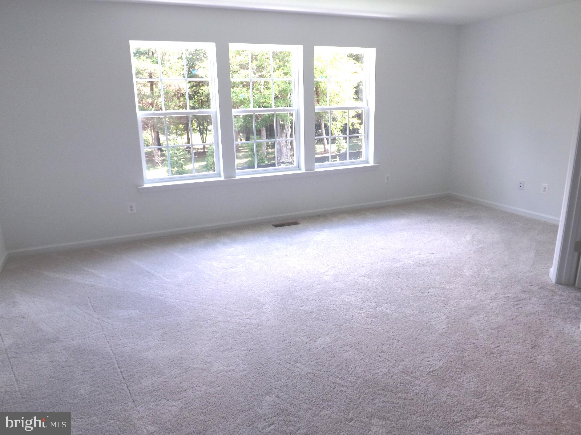 MCCAULEY CROSSING - Residential Lease