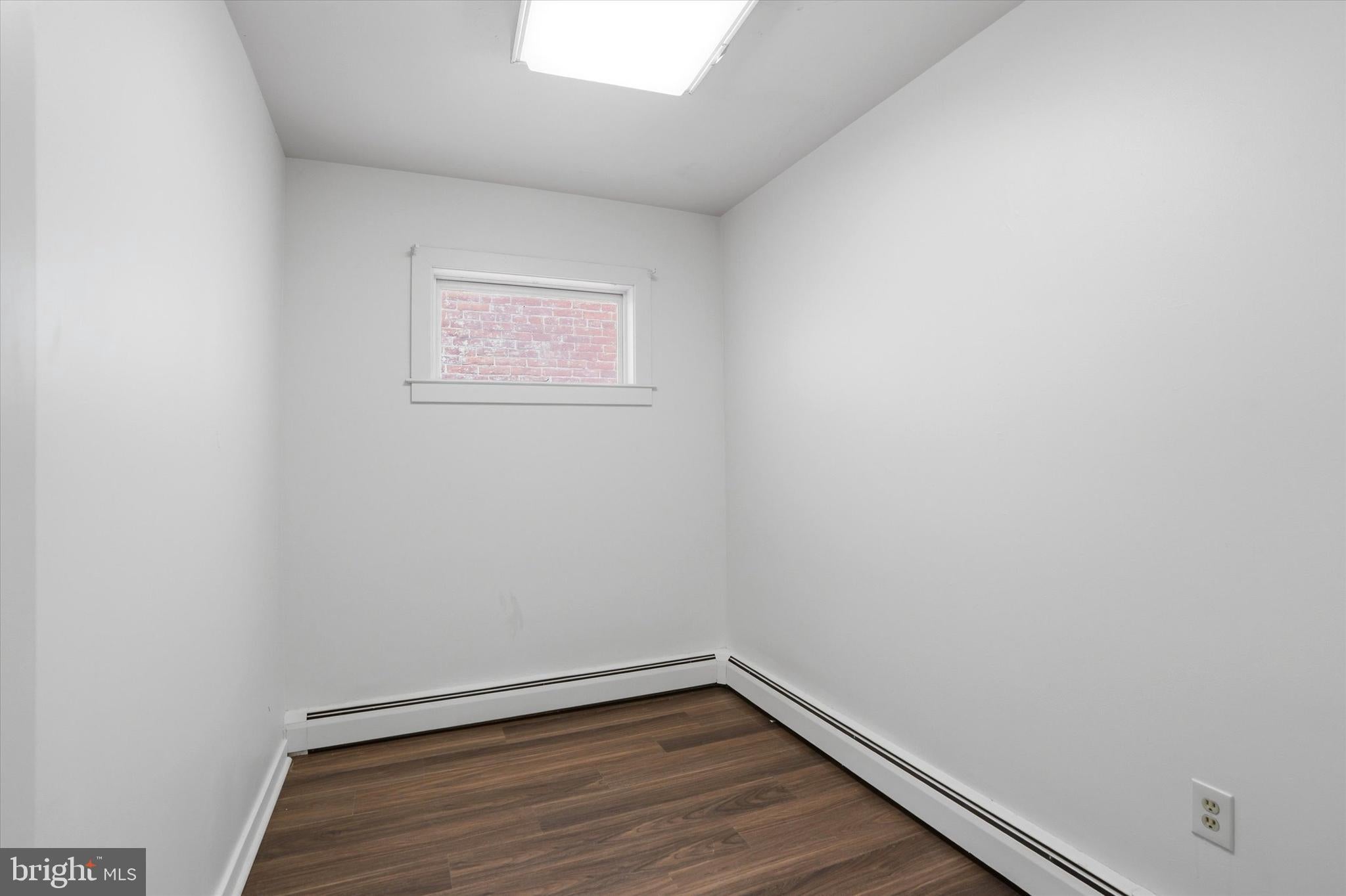112 N 11TH STREET 1