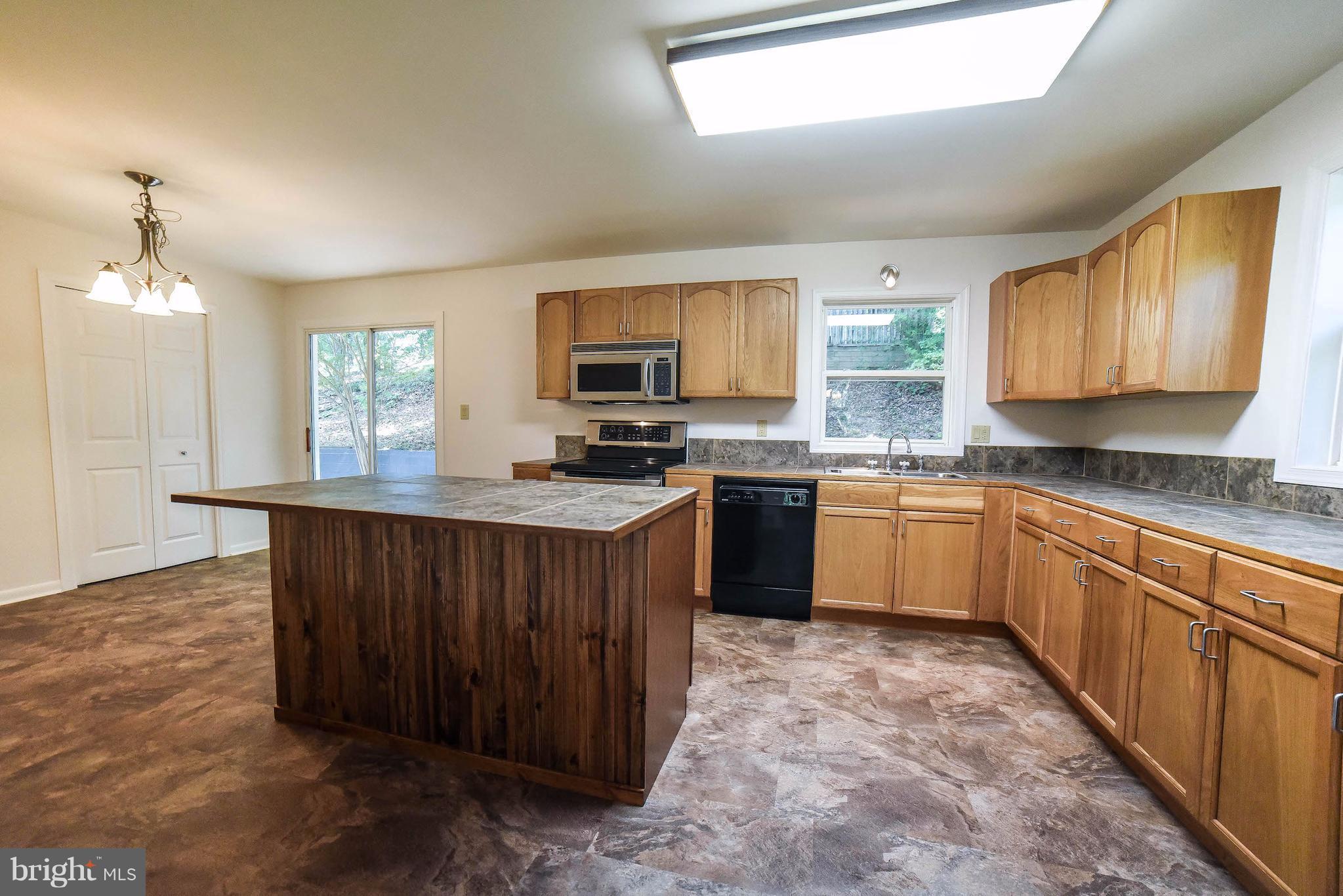 TOWN CREEK - Residential