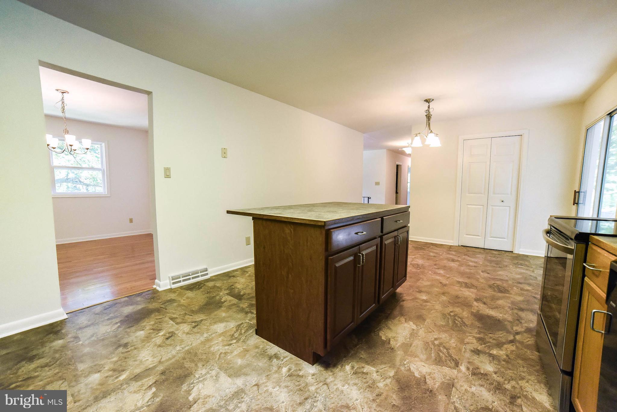 TOWN CREEK - Residential