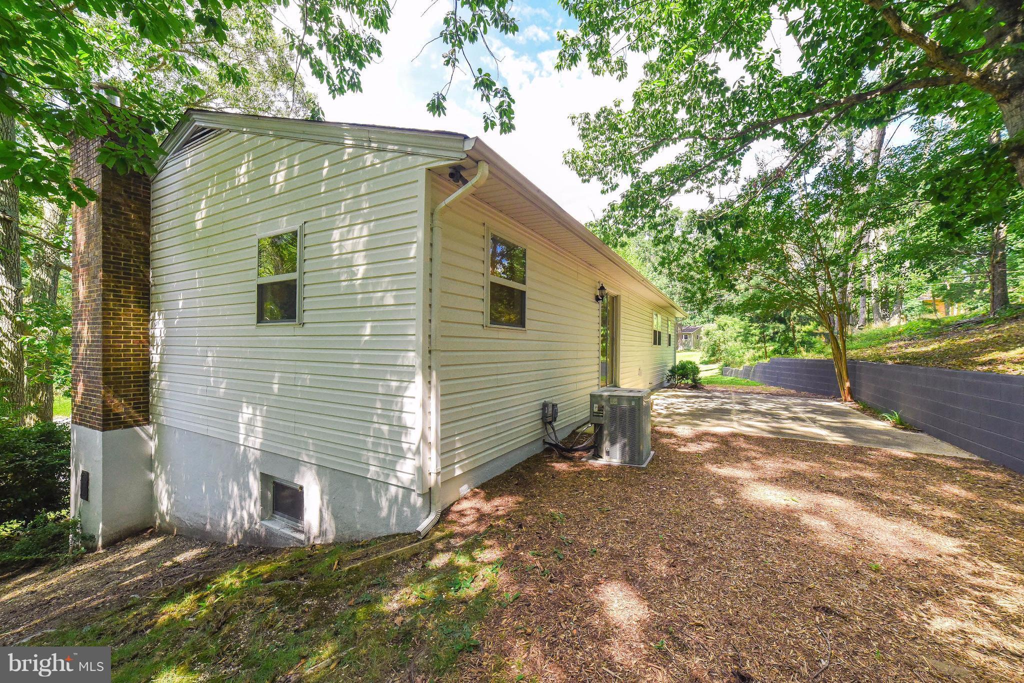 TOWN CREEK - Residential