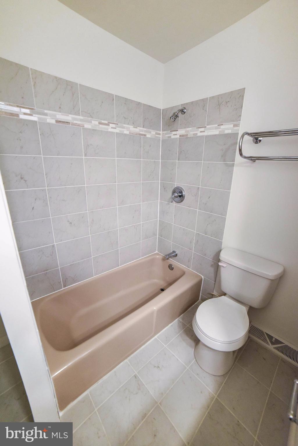 TOWN CREEK - Residential