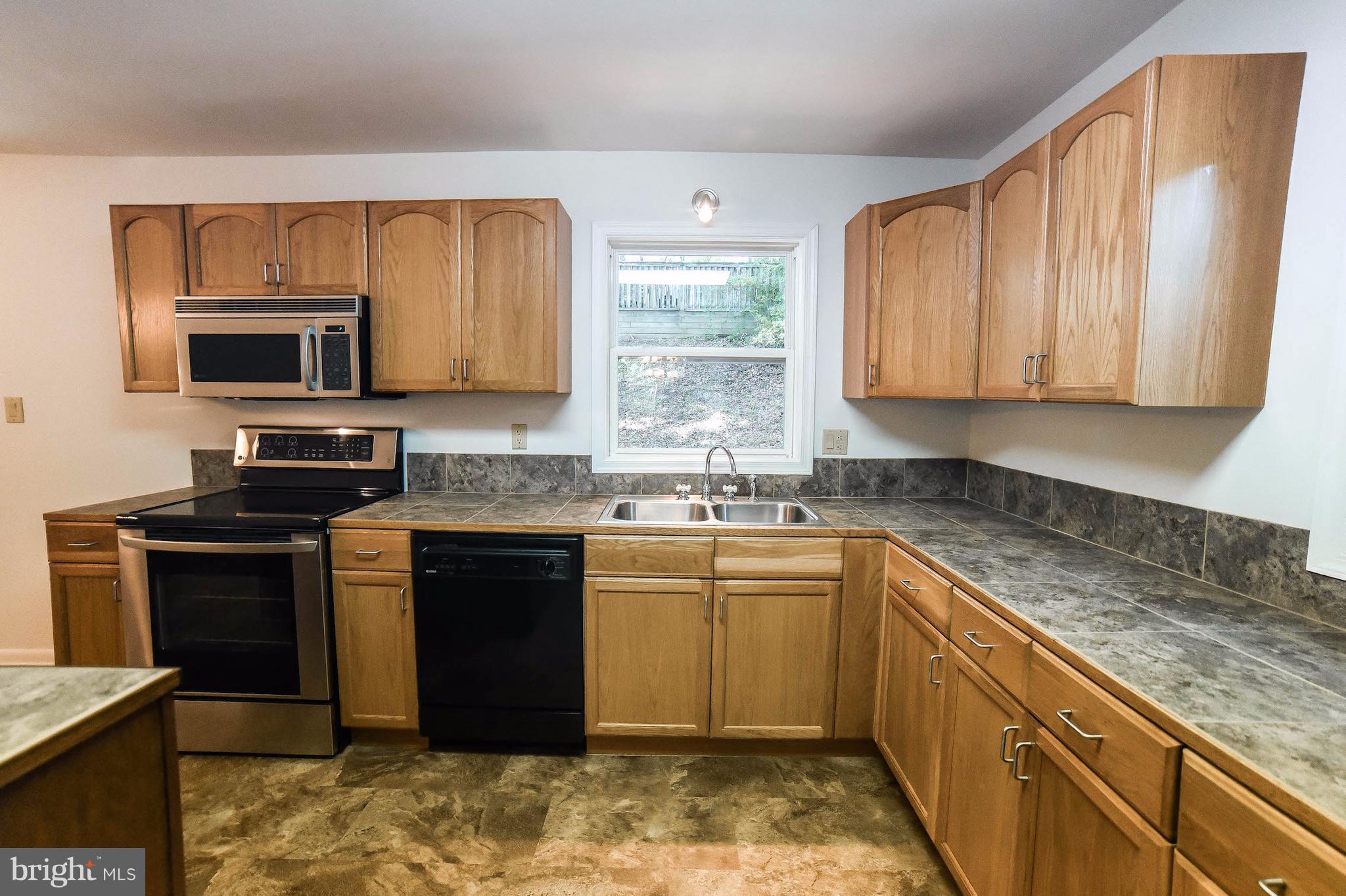 TOWN CREEK - Residential