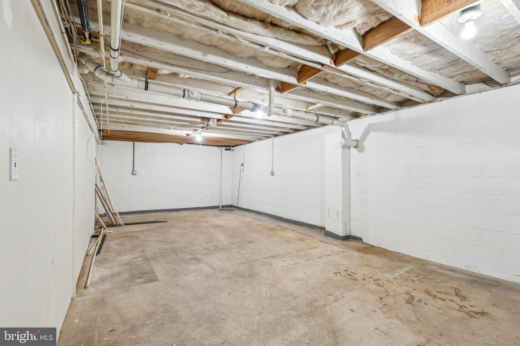 BRANDYWINE MANOR F - Residential