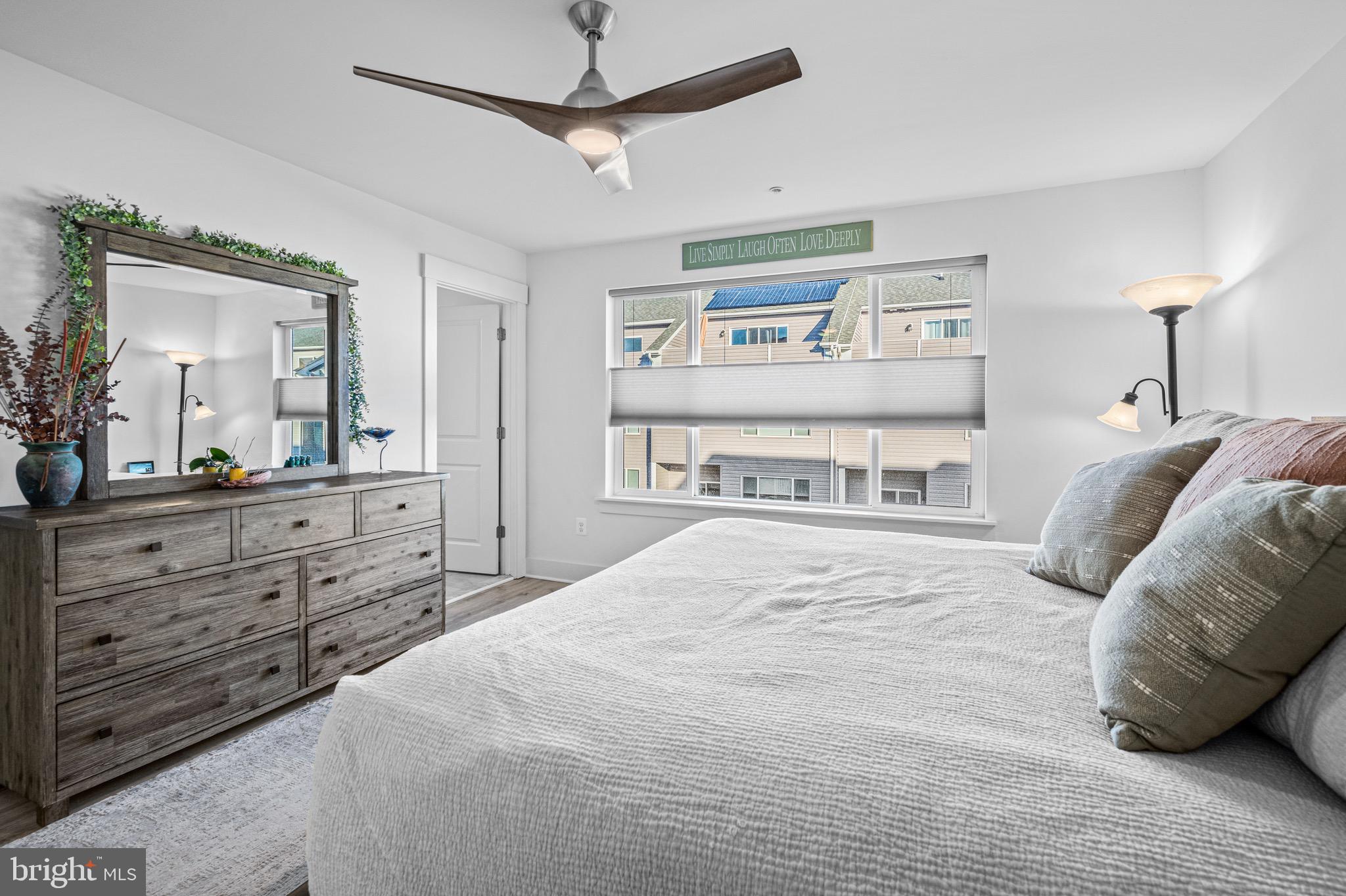 ELLENDALE - Residential