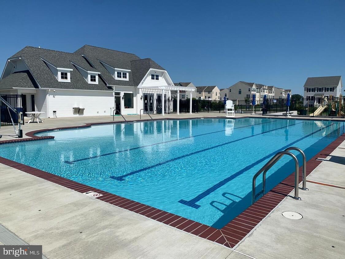 ELLENDALE - Residential