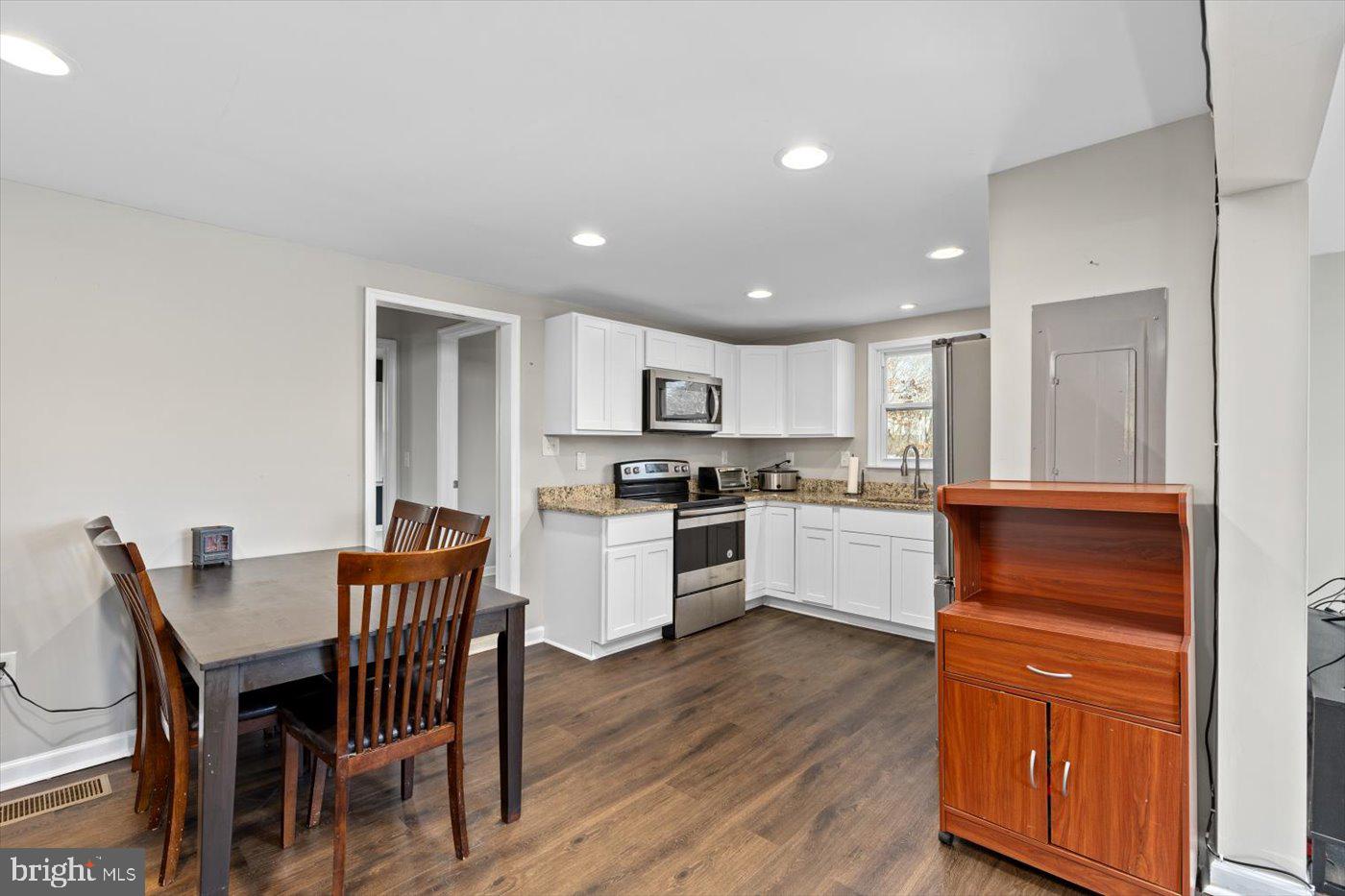 DEERFIELD - Residential