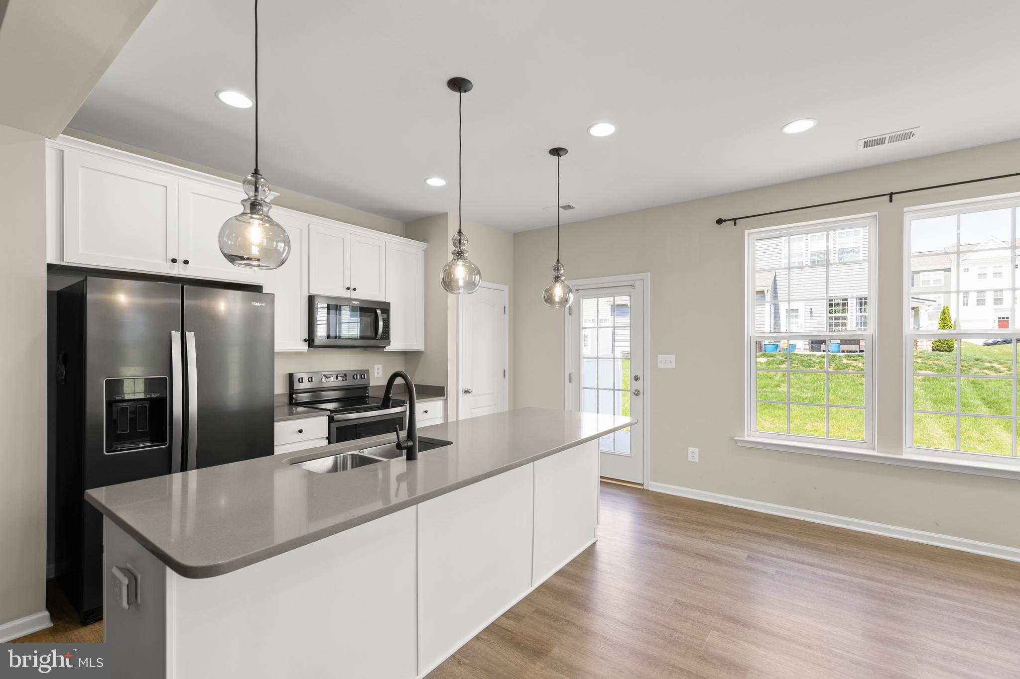 OVERLOOK AT RIVERSIDE TOWNHOMES - Residential