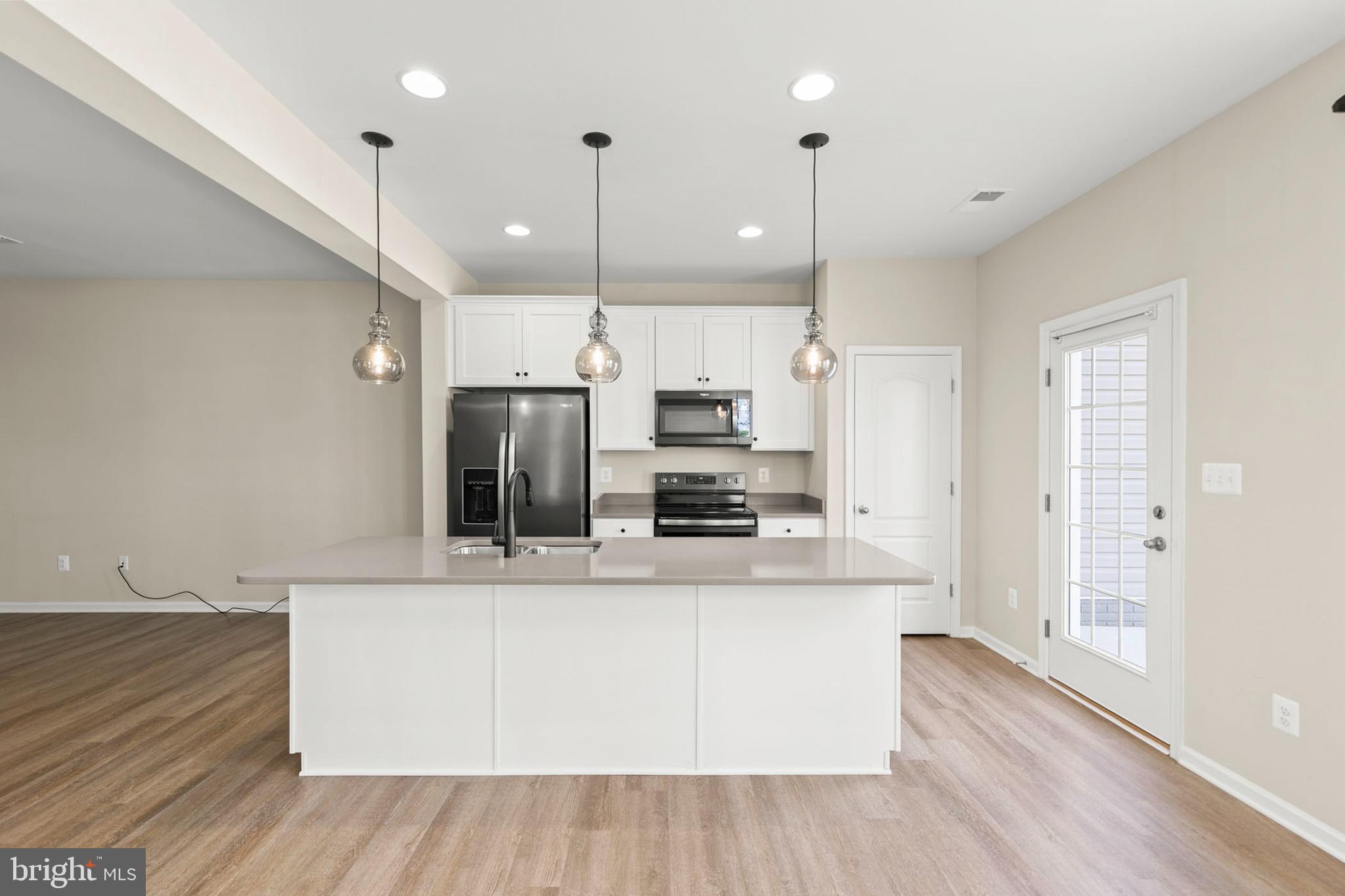 OVERLOOK AT RIVERSIDE TOWNHOMES - Residential