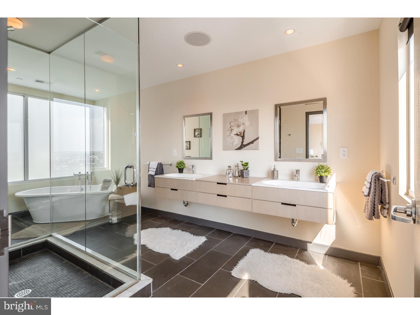 BELLA VISTA - Residential