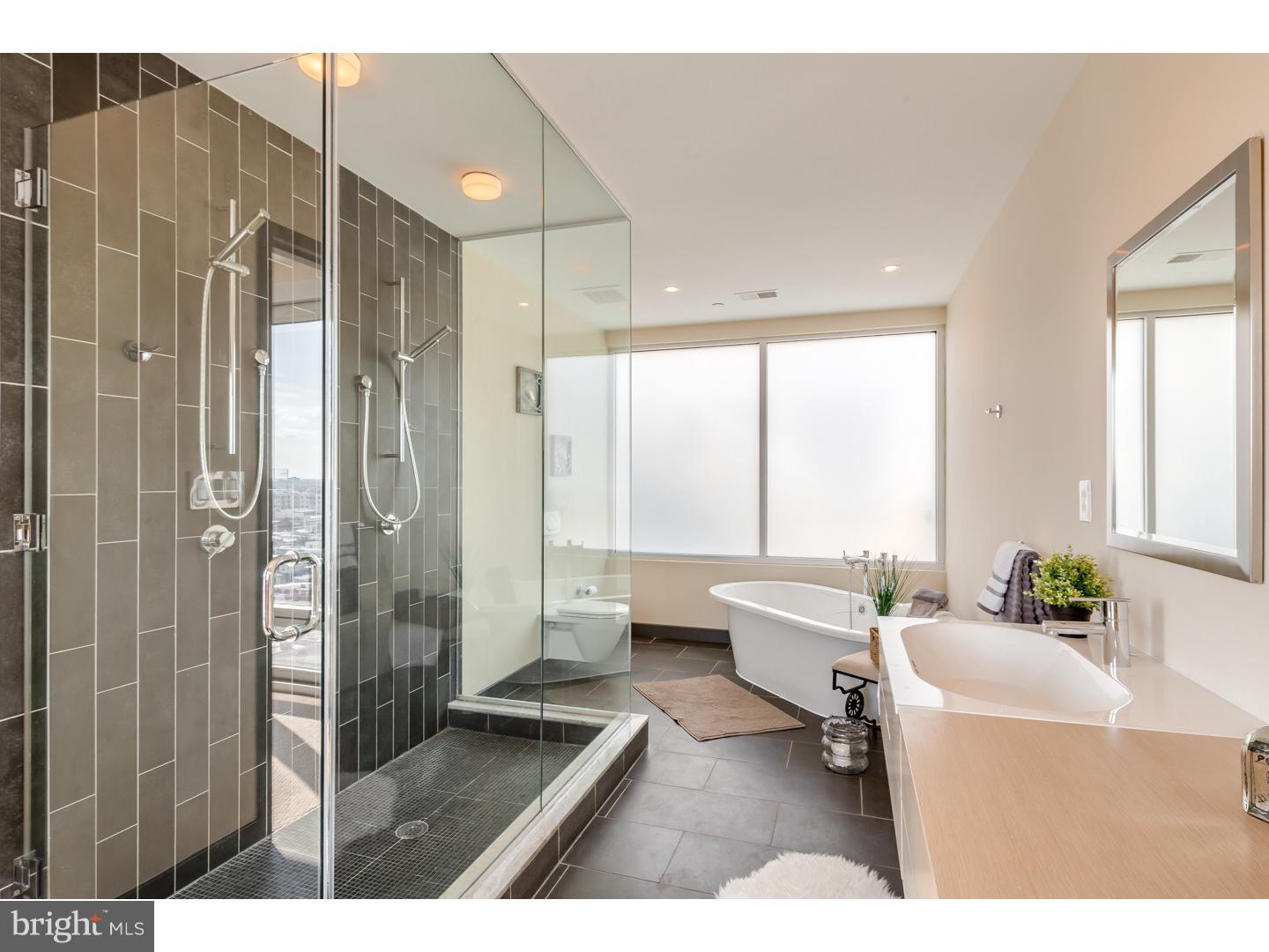 BELLA VISTA - Residential