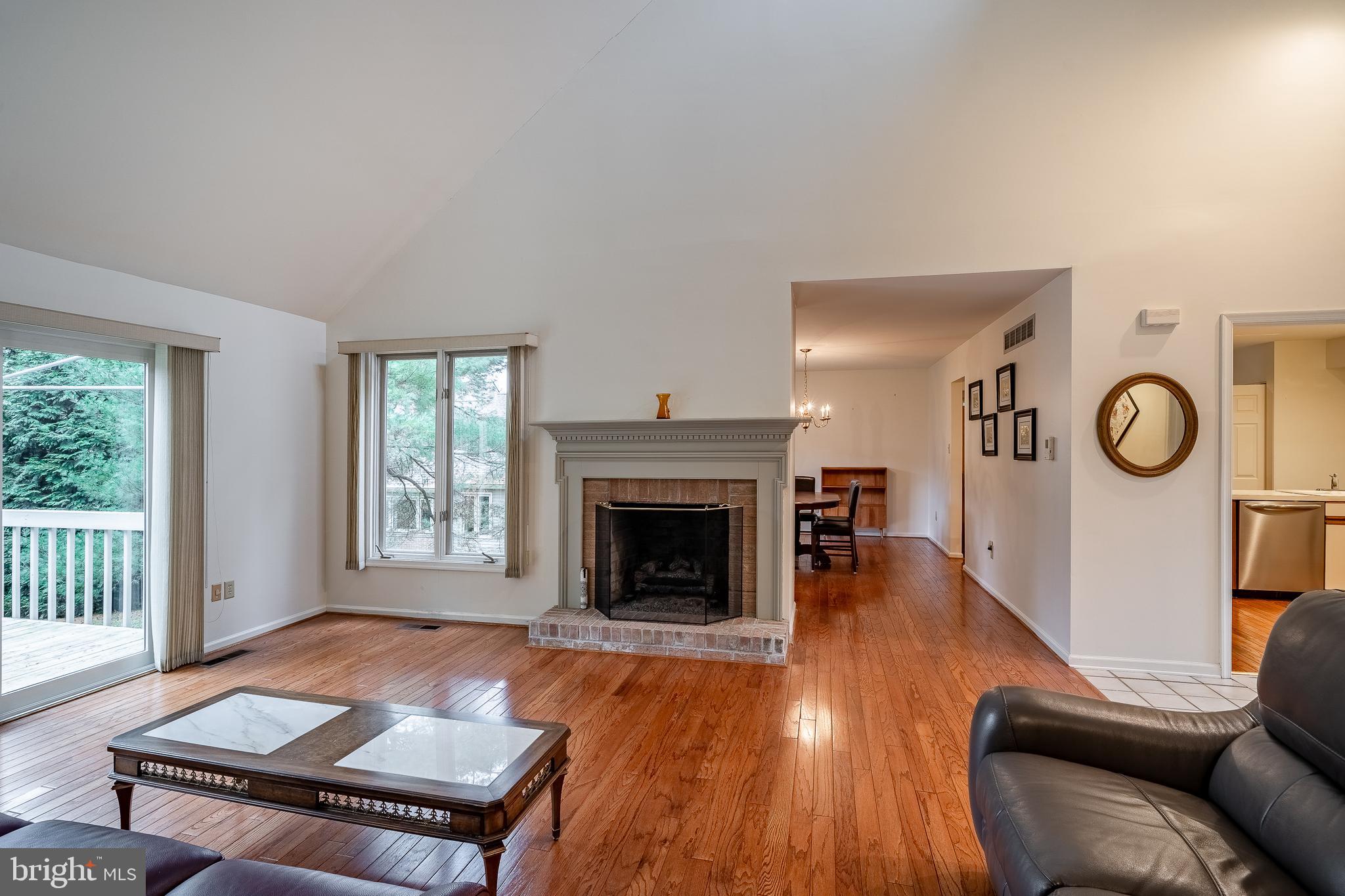 RADLEY RUN MEWS - Residential