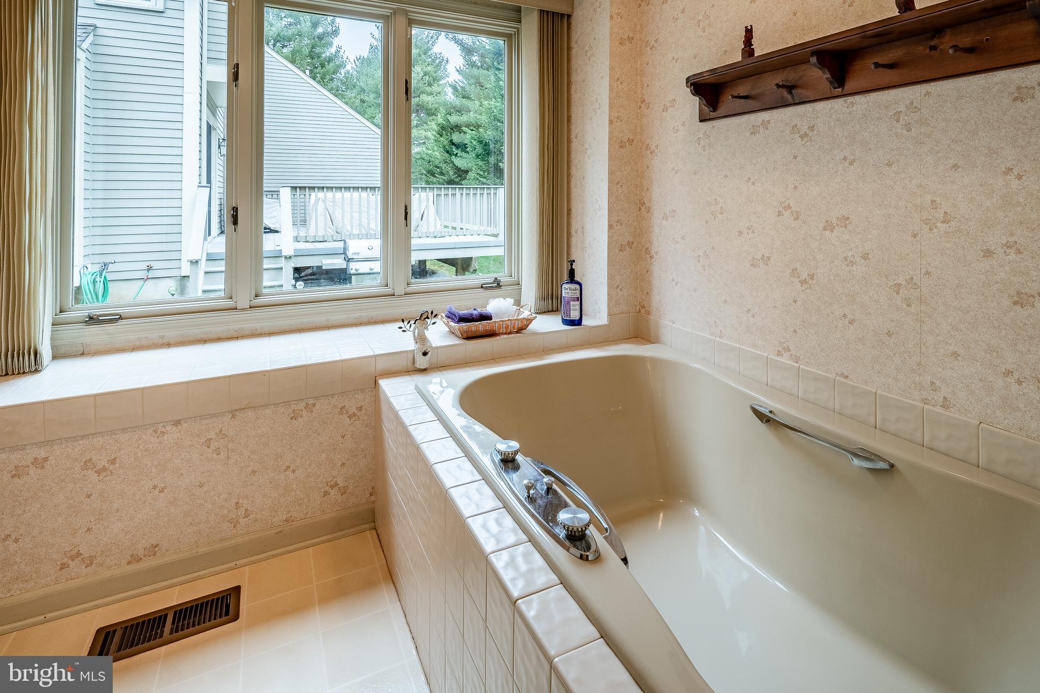 RADLEY RUN MEWS - Residential