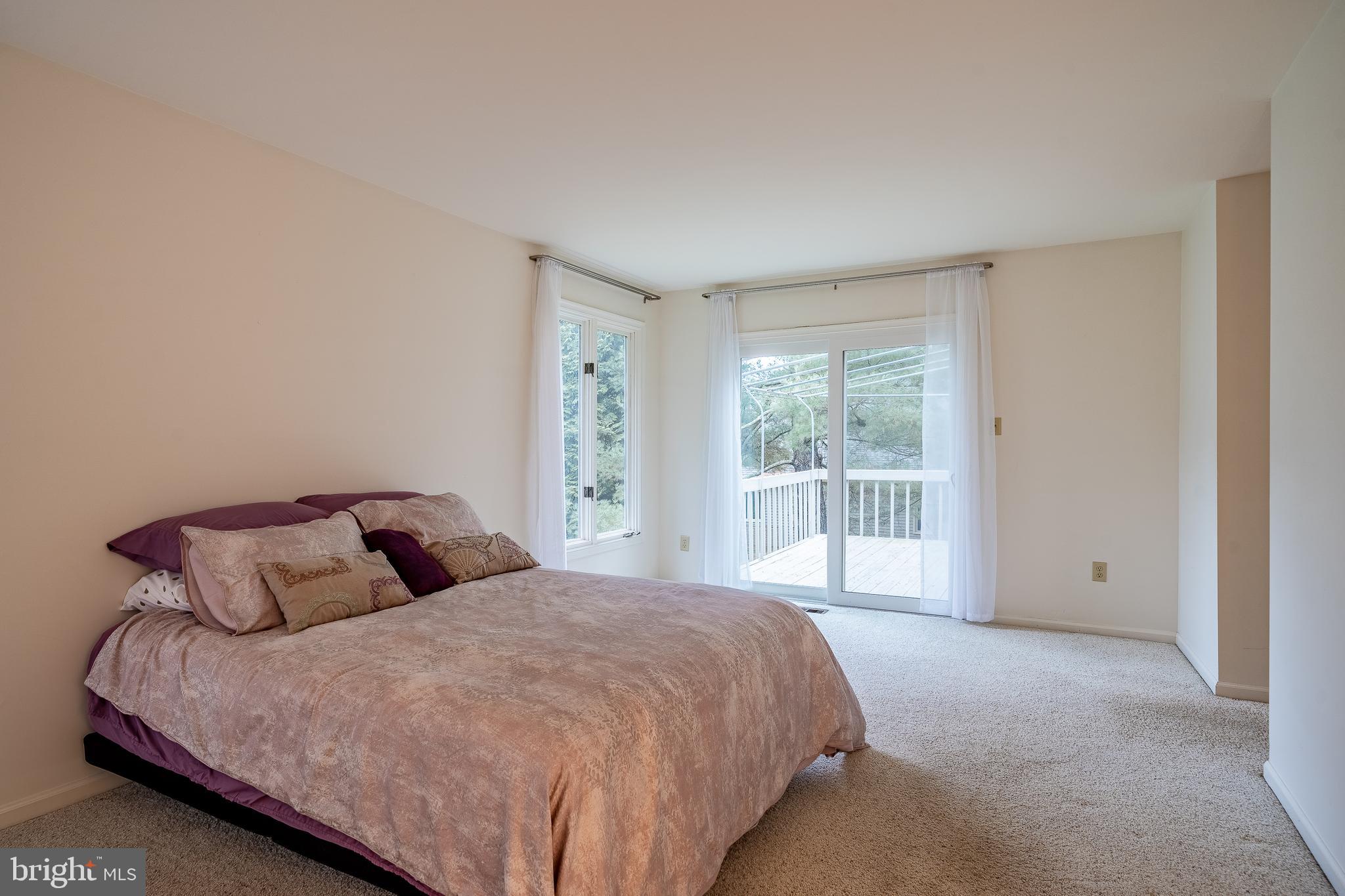 RADLEY RUN MEWS - Residential