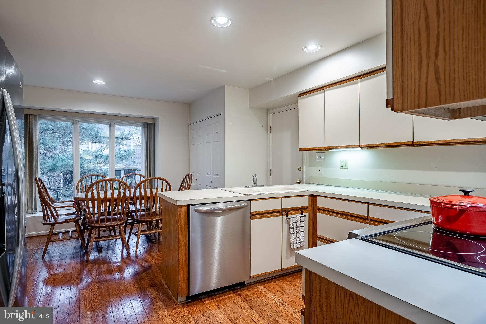 RADLEY RUN MEWS - Residential