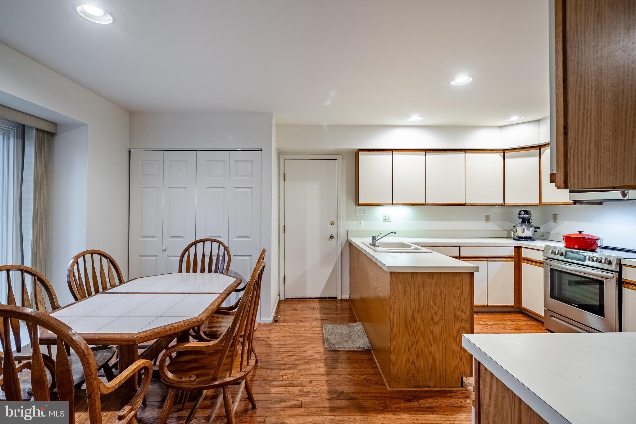 RADLEY RUN MEWS - Residential