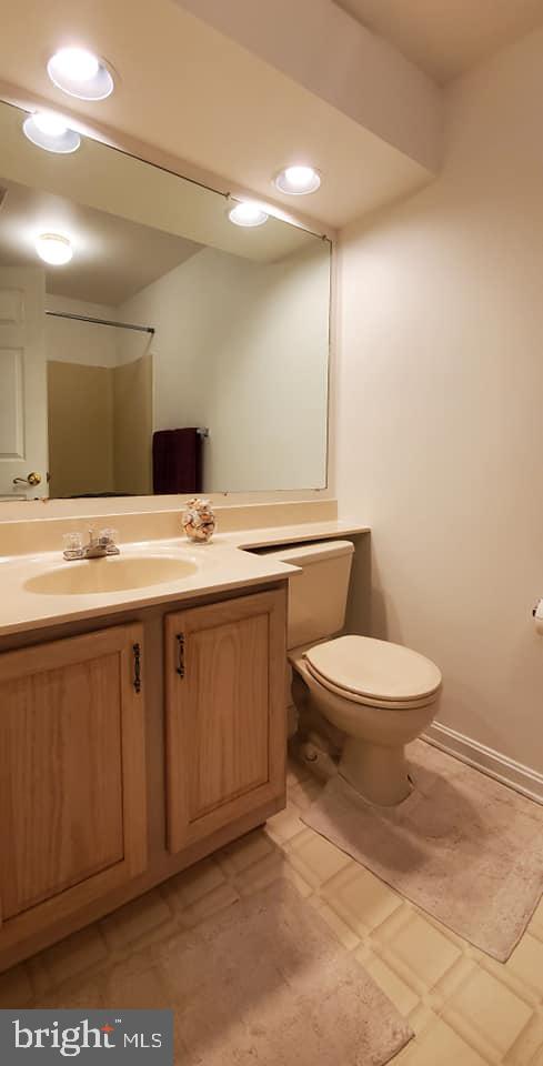 VILLAGE OF THOMAS RUN - Residential