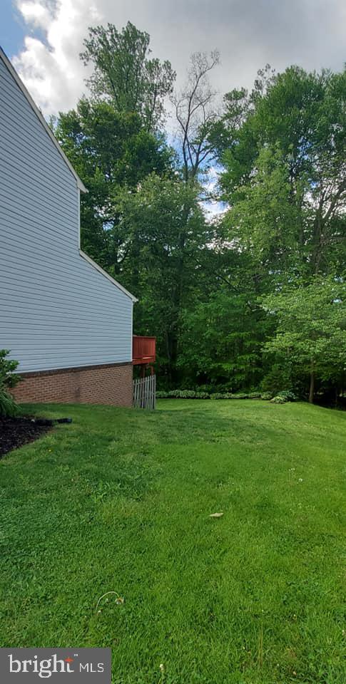 VILLAGE OF THOMAS RUN - Residential